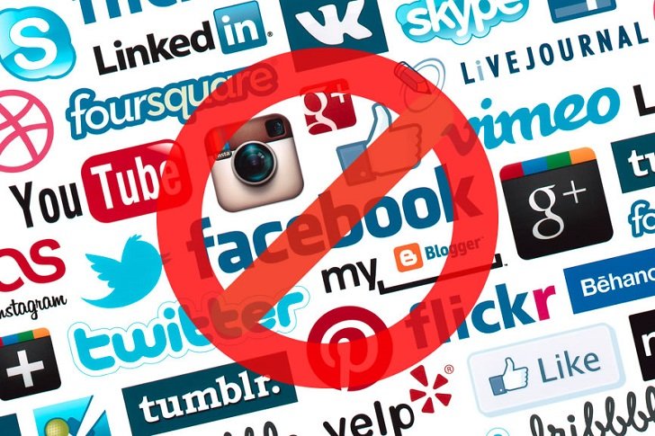 This image has an empty alt attribute; its file name is no-social-media.jpg